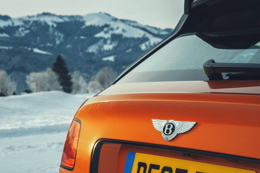 Детали экстерьера Bentley Bentayga V8 2018 года  (WW) (фото 27 из 49)
